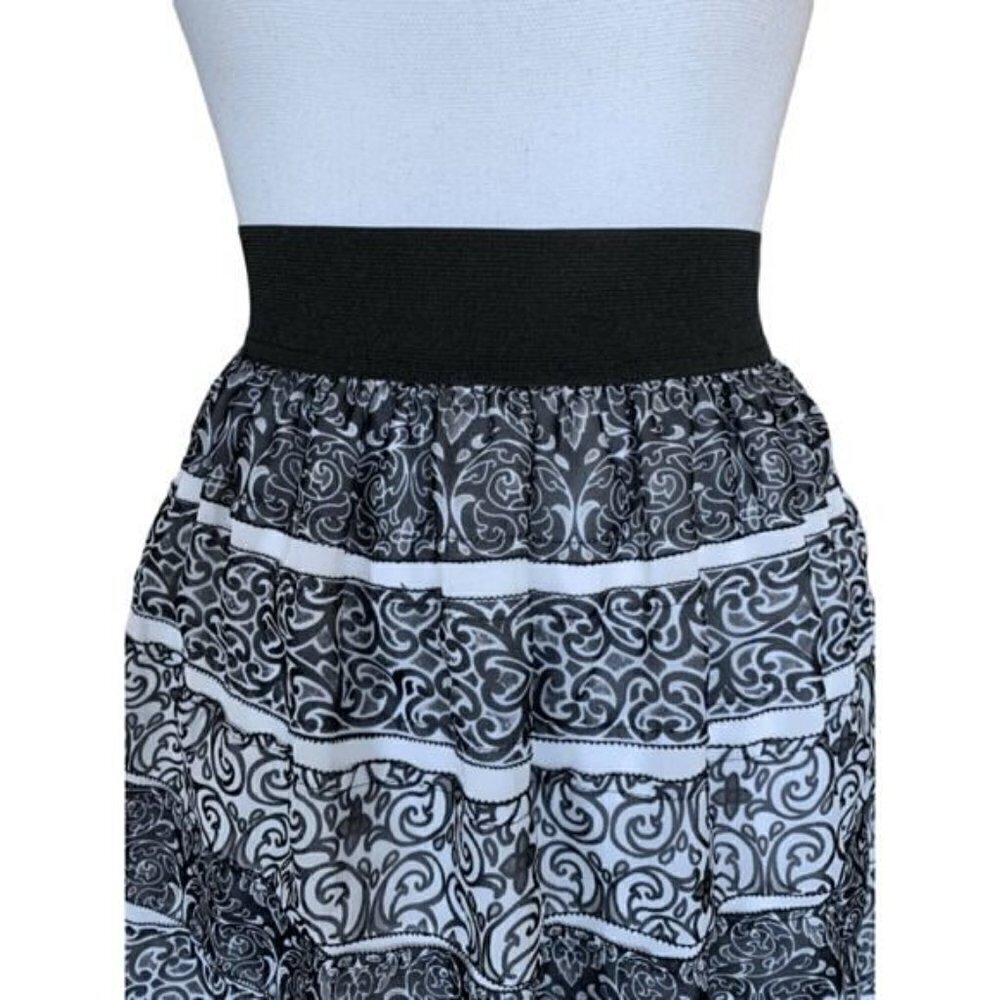 White House Black Market Skirt Size XXS Tiered Ruffle Black White Elastic Waist - Picture 4 of 11